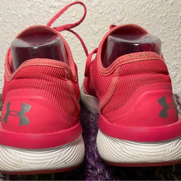 Under Armour womens size 9 Training Shoes Nice Condition 1285796-692 - Picture 3 of 9